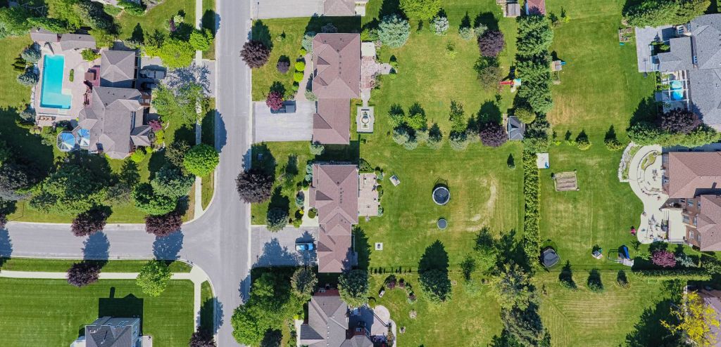 Carrots, not sticks: Building decarbonization expected to continue without consumer carbon tax